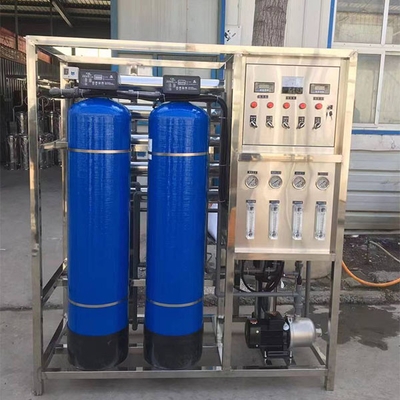 Equipo de tratamiento de agua por ósmosis inversa de una sola etapa de 2 toneladas para la purificación del agua
