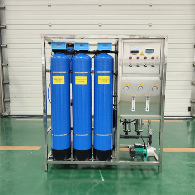 1 Componentes básicos 0,5 toneladas Equipo de tratamiento de agua RO por ósmosis inversa para agua pura industrial