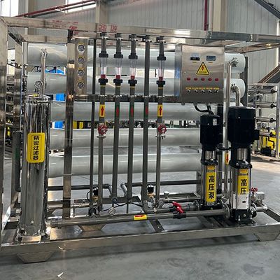 Inspección de salida de video de doble etapa proporcionada por la máquina de desalinización de agua por ósmosis inversa de 4 toneladas