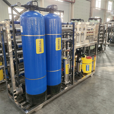 Fácil Automatización Máquina de purificación de agua 2T/H Sistema comercial de filtración de agua por ósmosis inversaCon estructura compacta
