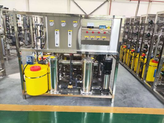 Equipo de purificación de agua por ósmosis inversa de laboratorio Equipo de purificación de agua para consumo directo