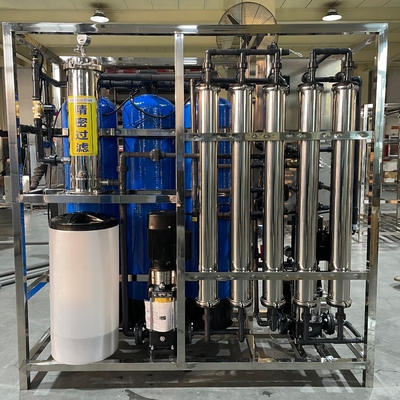 Agua potable mineral pura Filtración de agua por ósmosis inversa Sistema de filtración de agua RO Tratamiento de agua