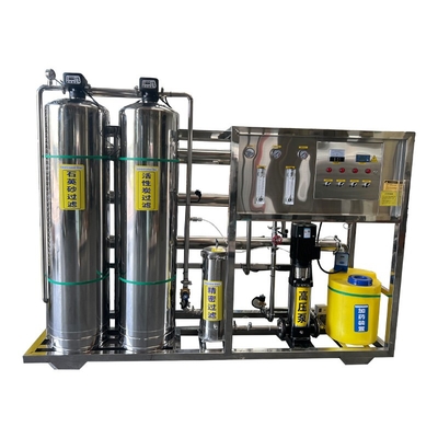 Sistema de purificación de 1500 litros por hora Instalación de tratamiento de filtración RO Máquina de purificación de agua